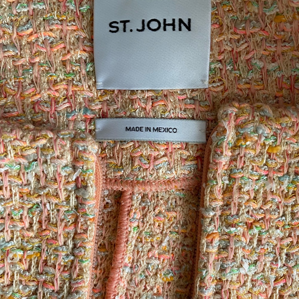 ST John jacket - Picture 3 of 14